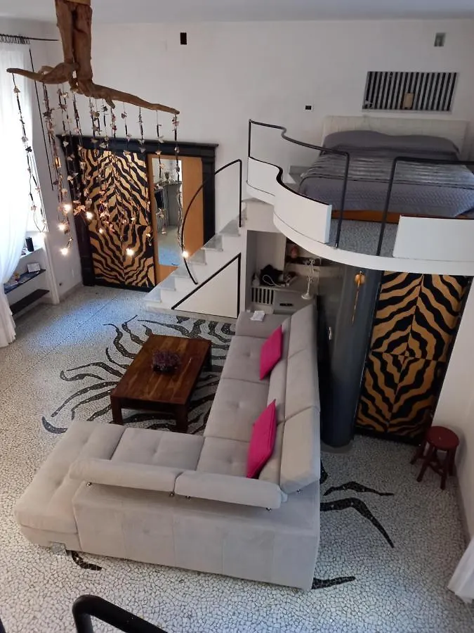 Appartamento San Carlo House Napoli 0*,  Italia